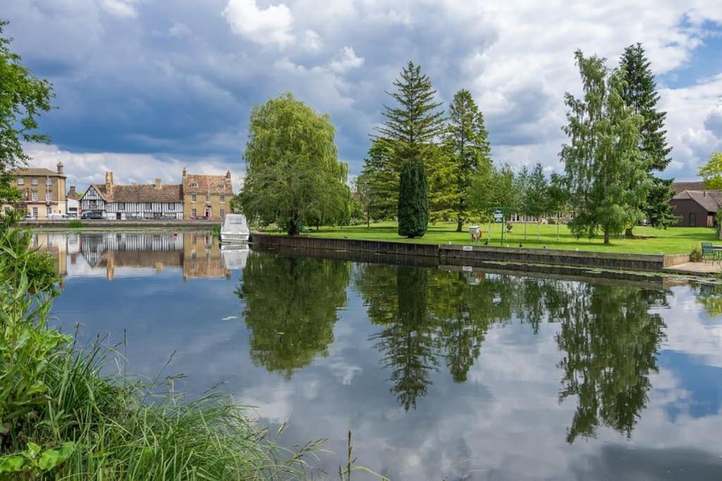 The Old Hay Barn - Games Room, Gym, Sleeps 8 Godmanchester Exteriér fotografie